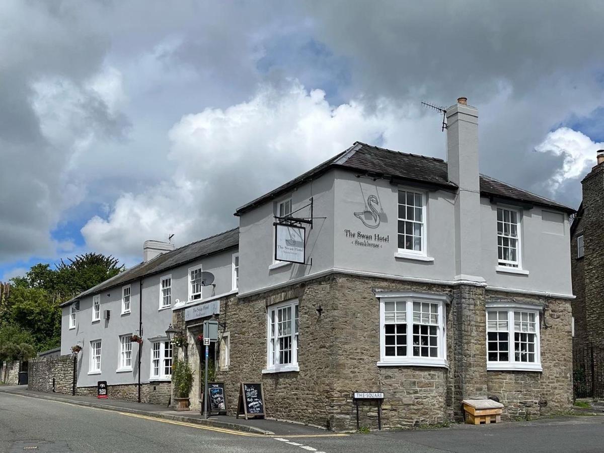 The Swan Hotel Kington  Exterior photo